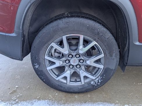 Used 2023 GMC Acadia SLE w/ Driver Convenience Package image 21