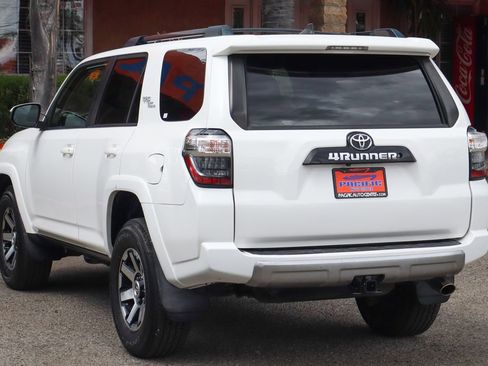 Used 2019 Toyota 4Runner TRD Off-Road AWD/4WD image 6