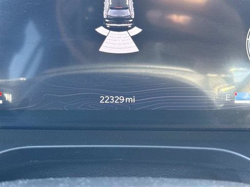 Used 2023 Jeep Grand Cherokee Altitude AWD/4WD image 22