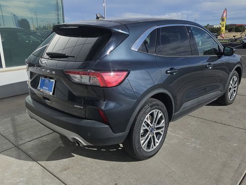 Used 2022 Ford Escape SEL w/ Technology Package image 5