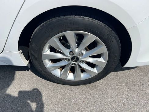 Used 2016 Kia Optima EX w/ Paint Protection Film Package image 13