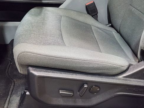Used 2024 Ford F150 Lightning Flash AWD/4WD image 45