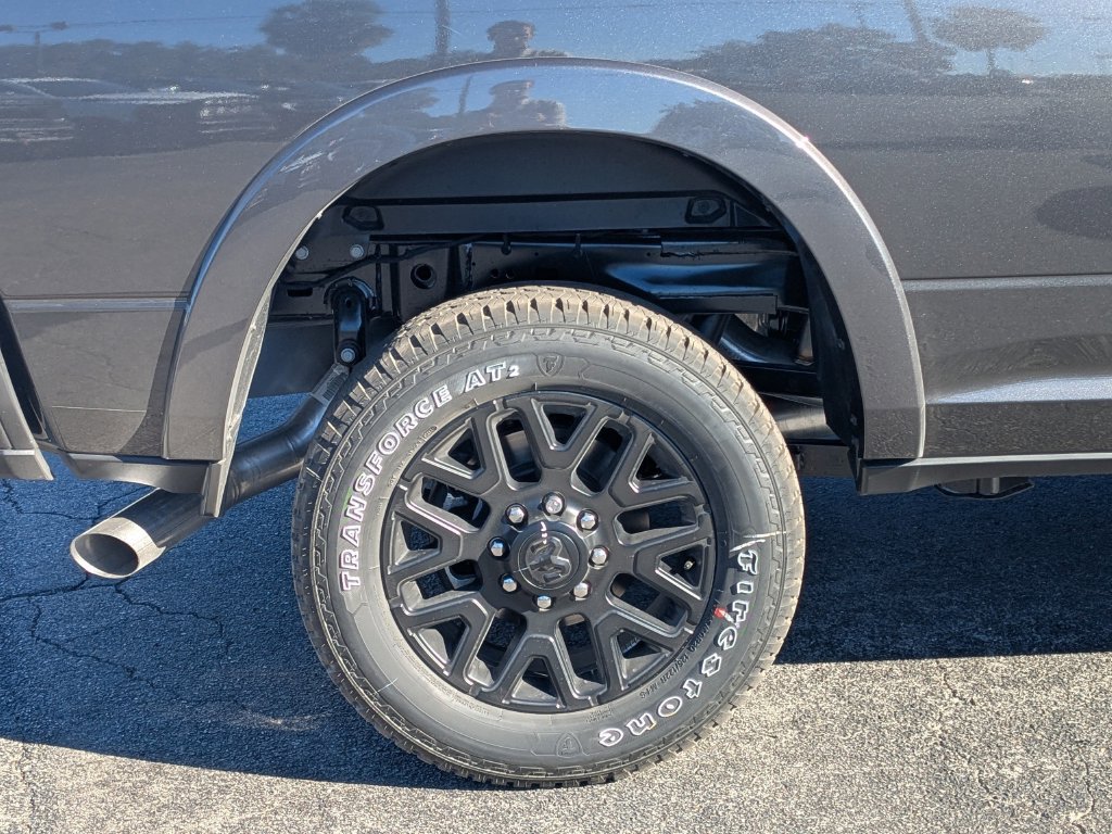 New 2026 RAM 2500 Limited AWD/4WD image 12
