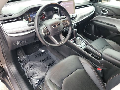 Used 2022 Jeep Compass Latitude w/ Sun and Sound Group image 25