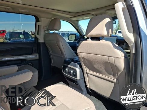 Used 2024 Ford Expedition Limited AWD/4WD image 24