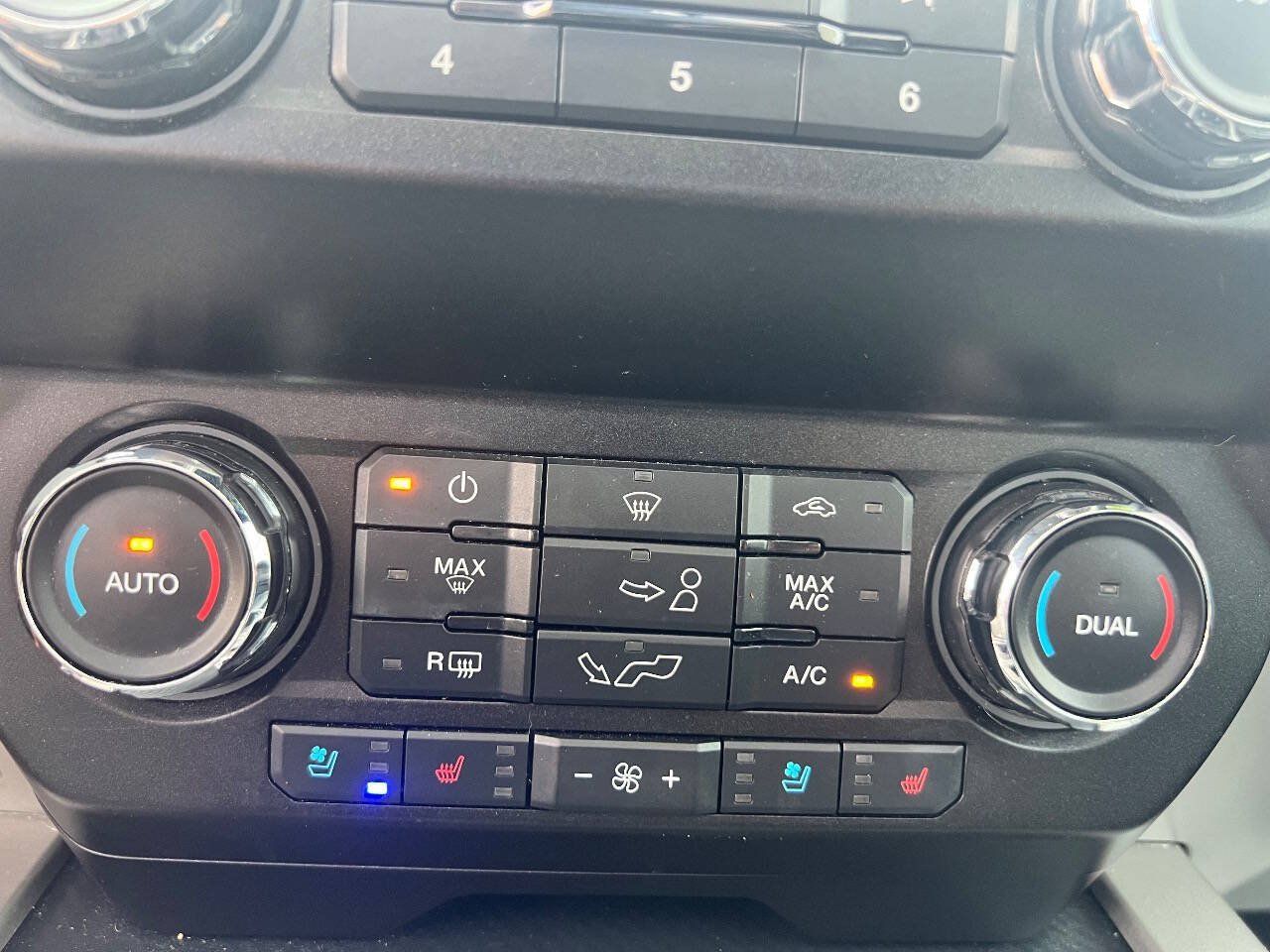 Used 2020 Ford F150 Lariat AWD/4WD image 29