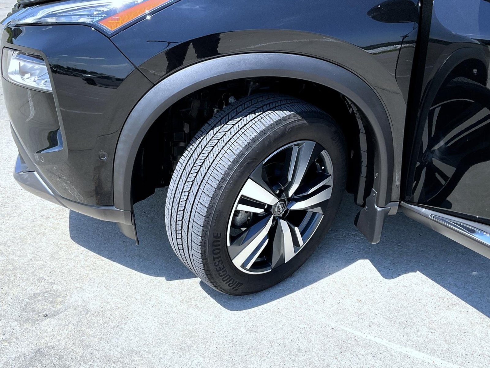 Certified 2023 Nissan Rogue SL w/ SL Premium Package AWD/4WD image 25