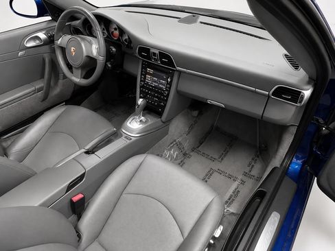 Used 2009 Porsche 911 Carrera S RWD image 18