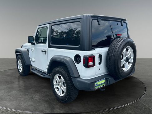 Used 2018 Jeep Wrangler Sport AWD/4WD image 8