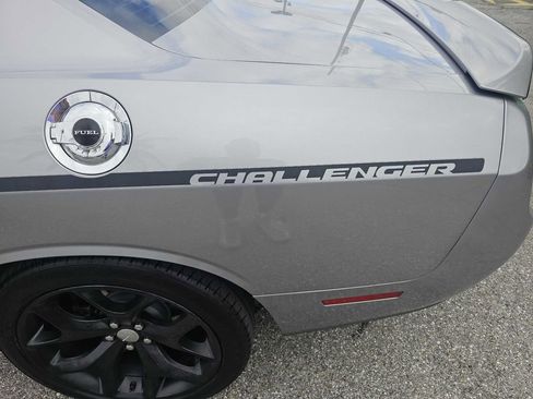 Used 2015 Dodge Challenger SXT Plus image 13