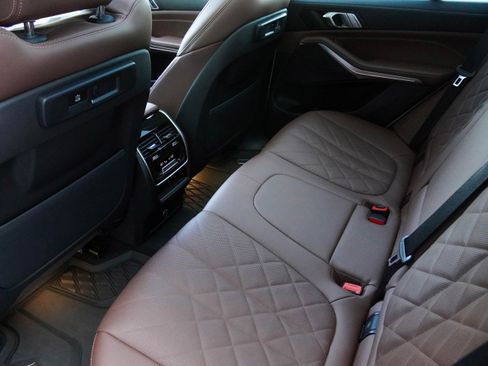 Used 2023 BMW X5 sDrive40i image 34