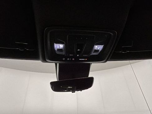 Used 2024 GMC Sierra 1500 AT4 w/ Technology Package AWD/4WD image 25