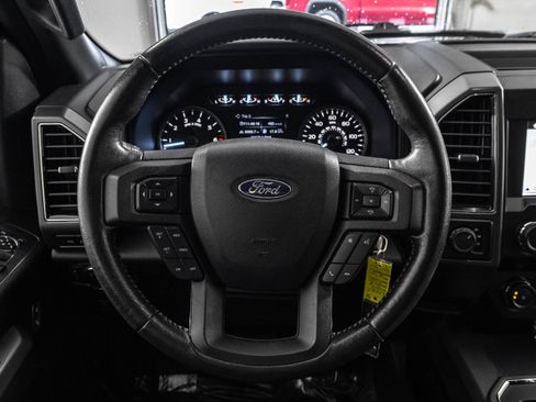 Used 2019 Ford F150 XLT w/ Equipment Group 302A Luxury AWD/4WD image 28