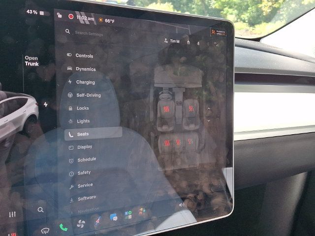Used 2021 Tesla Model Y Long Range AWD/4WD image 33
