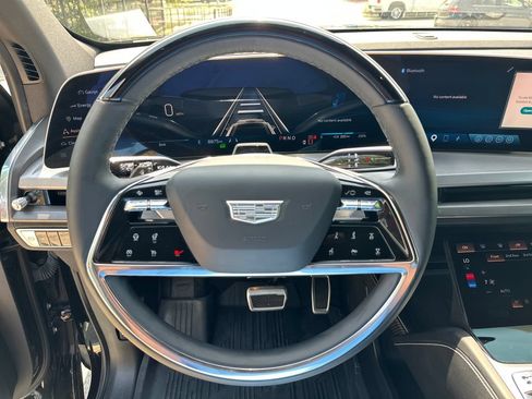 Used 2026 Cadillac Vistiq Sport w/ LPO, Floor Liner Package AWD/4WD image 21