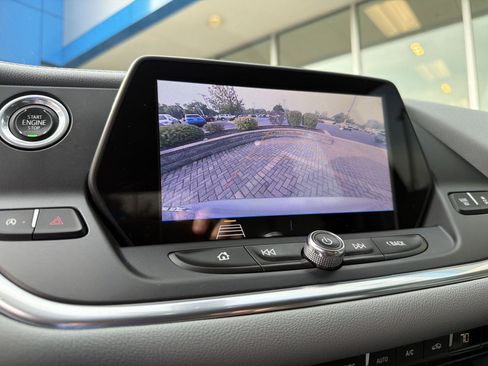 Used 2020 Chevrolet Blazer LT FWD image 26