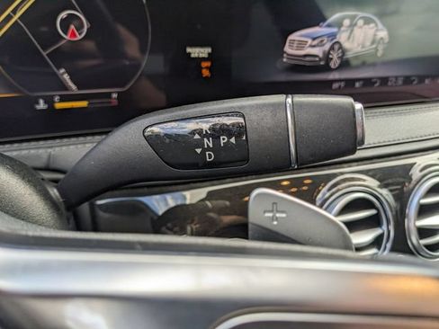 Used 2020 Mercedes-Benz S 450 Sedan image 25