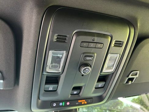 Used 2021 Chevrolet Tahoe Z71 AWD/4WD image 63