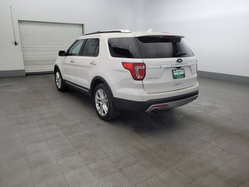 Used 2017 Ford Explorer Limited image 5
