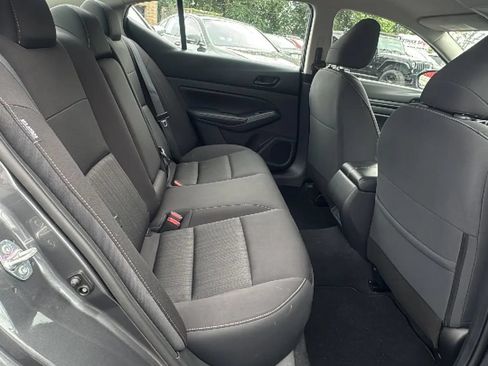 Used 2024 Nissan Altima 2.5 SV FWD image 21