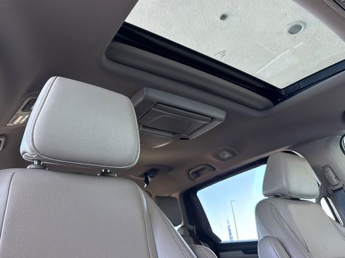 Used 2021 Honda Odyssey Touring image 18