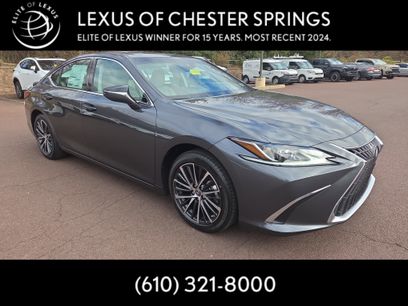 New 2025 Lexus ES 350 w/ Premium Package