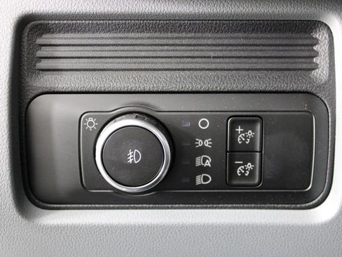 Used 2026 Ford F550 4x4 Regular Cab Super Duty w/ XL Chrome Package image 15