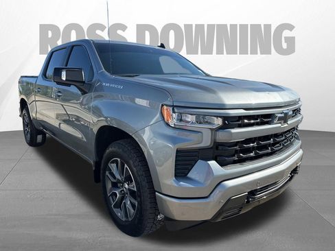 Used 2025 Chevrolet Silverado 1500 RST w/ Convenience Package II image 3