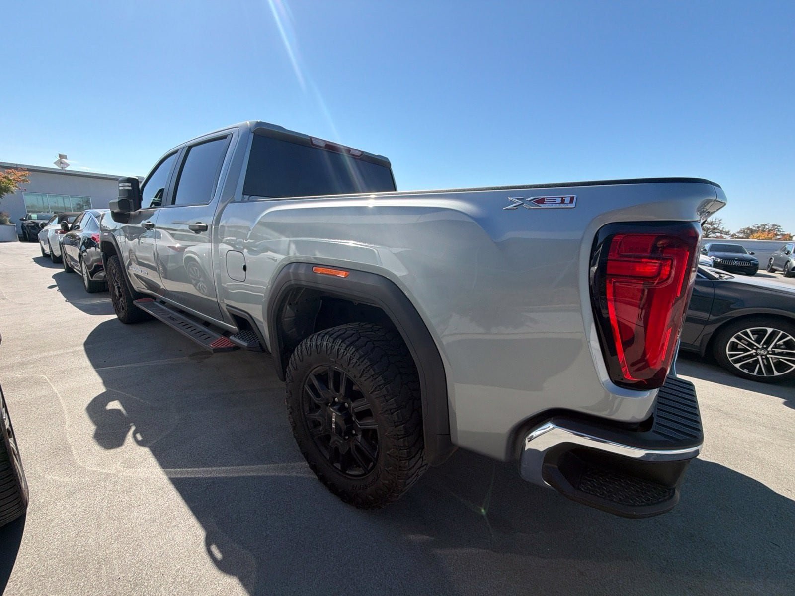 Used 2024 GMC Sierra 2500 Pro AWD/4WD image 4