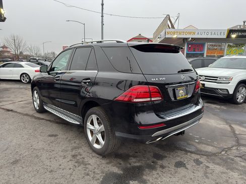 Used 2017 Mercedes-Benz GLE 350 4MATIC image 4