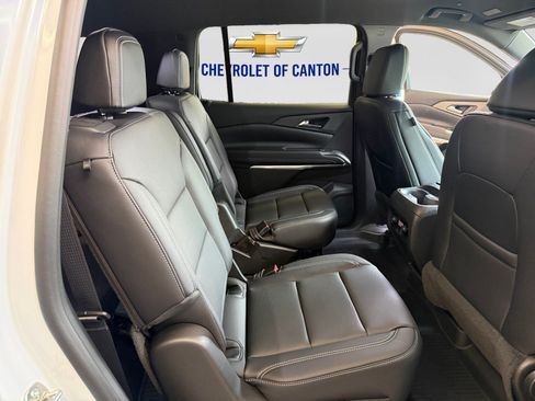 New 2027 Chevrolet Traverse LT w/ Midnight/Sport Edition FWD image 15