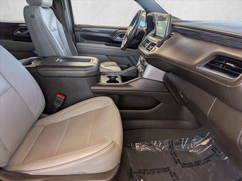 Used 2022 GMC Yukon SLT w/ SLT Premium Package AWD/4WD image 24