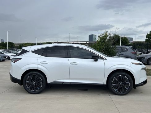 New 2026 Nissan Murano Platinum w/ Cargo Package AWD/4WD image 3