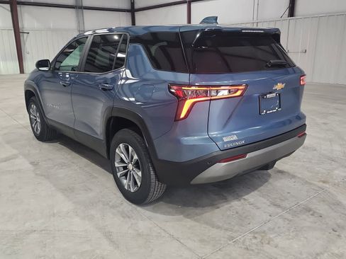 Used 2025 Chevrolet Equinox LT image 3