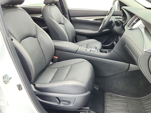 Used 2023 INFINITI QX50 Luxe AWD/4WD image 35