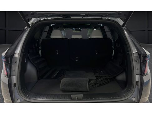 Used 2025 Hyundai Tucson Limited AWD/4WD image 9