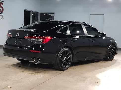 Used 2022 Honda Civic Sport image 7