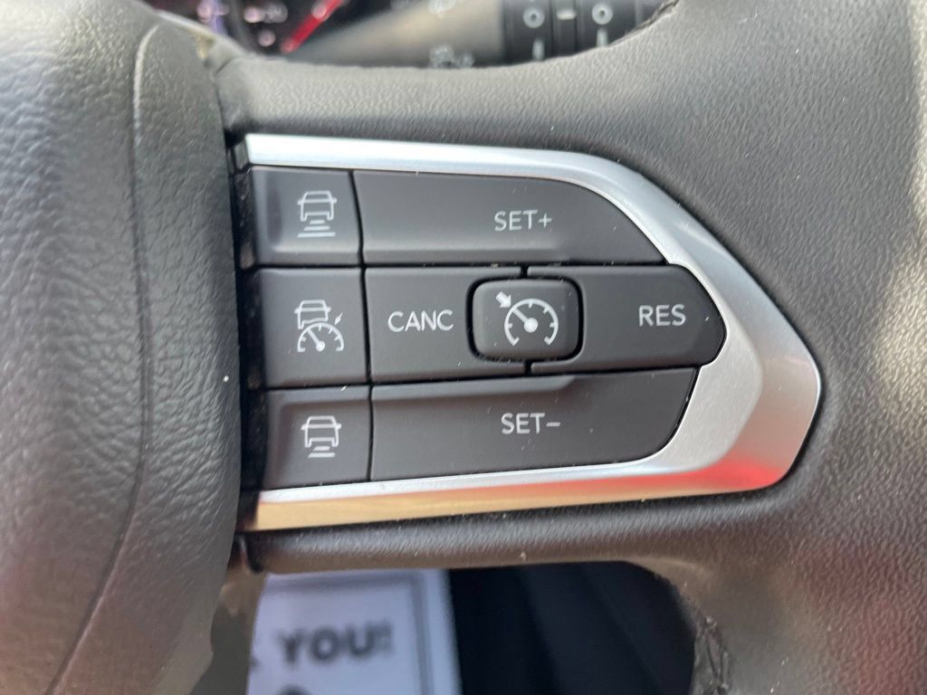 Used 2024 Jeep Compass Limited AWD/4WD image 17