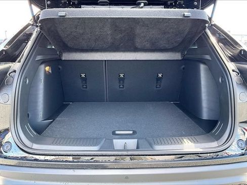 New 2026 Chevrolet Trax RS w/ Sunroof Package FWD image 15