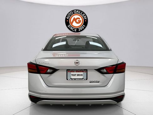 Used 2022 Nissan Altima 2.5 S FWD image 5