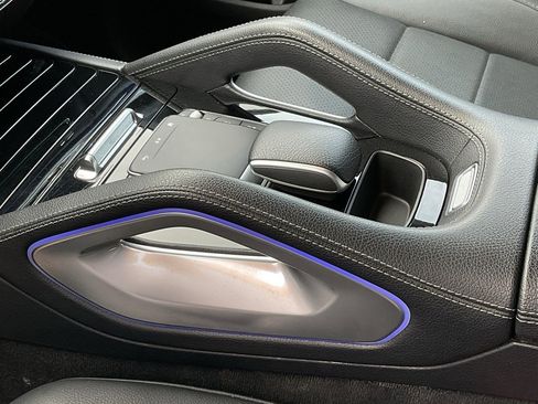 Used 2024 Mercedes-Benz GLE 350 4MATIC image 42