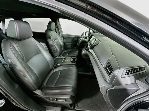 Used 2025 Honda Odyssey Sport-L image 34