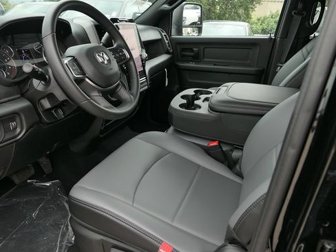 New 2026 RAM 3500 Tradesman AWD/4WD image 13