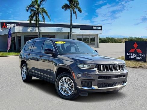 Used 2023 Jeep Grand Cherokee L Laredo RWD image 1