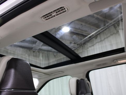 Used 2023 Lincoln Navigator Black Label AWD/4WD image 19