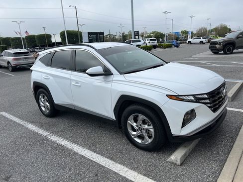 Used 2024 Hyundai Tucson SEL image 2