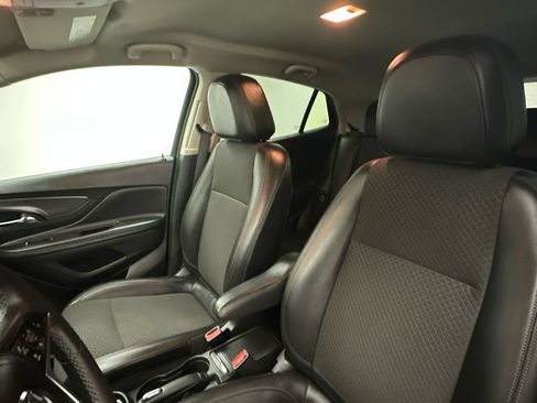 Used 2021 Buick Encore Preferred w/ Safety Package AWD/4WD image 9