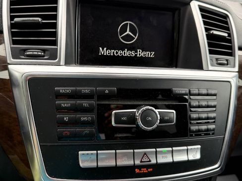 Used 2016 Mercedes-Benz GL 450 4MATIC image 15