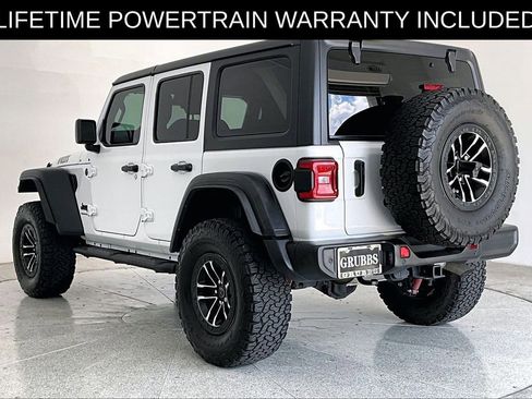 Used 2024 Jeep Wrangler Unlimited Sport AWD/4WD image 16
