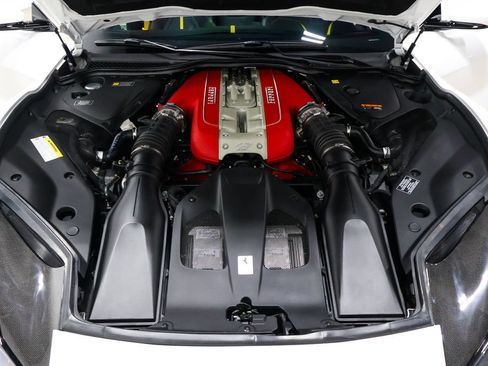 Used 2022 Ferrari 812 GTS RWD image 69